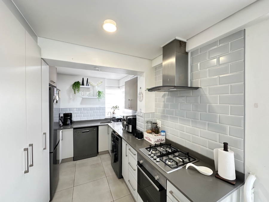 2 Bedroom Property for Sale in Island View Western Cape